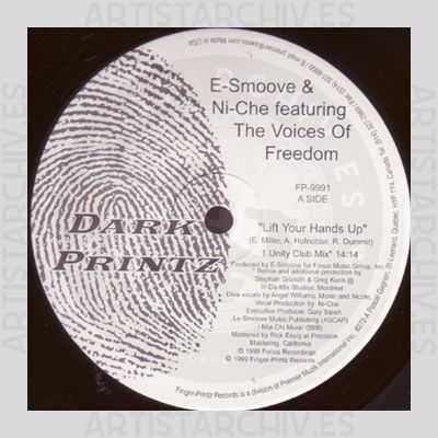 E-Smoove & Ni-Che feat. The Voices Of Freedom - Lift Your Hands Up